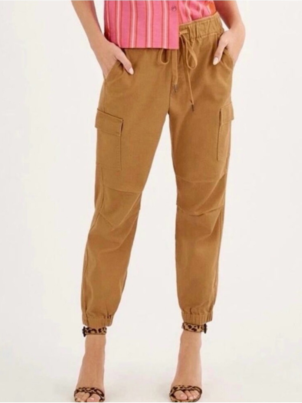 Cabi #6695 - Jargon Jogger